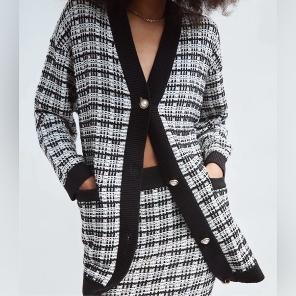 Aritzia Babaton Merino Wool Oversized Sweater Cardigan Black White Size XXS - Picture 3 of 8